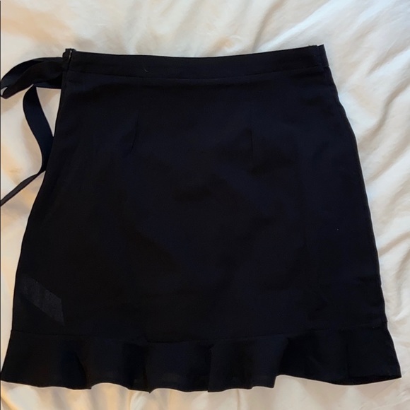 High Waisted Summer Wrap Mini Skirt with Ruffle - Picture 3 of 4
